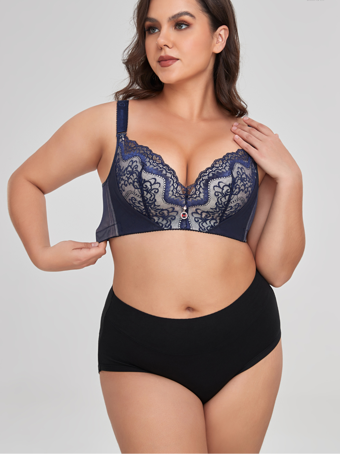 Madamme - Sujetador push-up con encaje